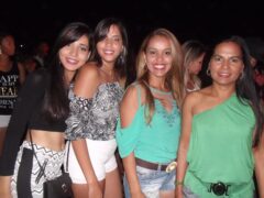 Oktober 10 Anos